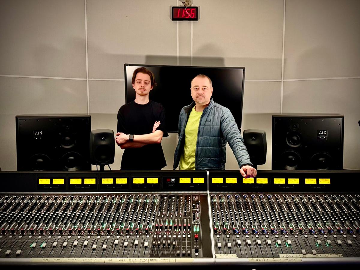 Karol Lipiński Academy - Harrison 32Classic Console